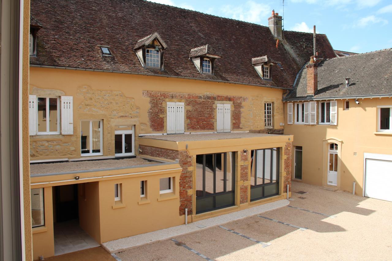 Hotel Du Lion D'Or Charolles Exterior photo